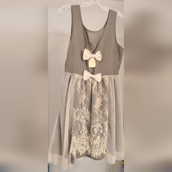 A Revé Dress L - Picture 5 of 10